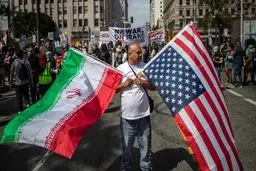 تظاهرات گسترده مردم آمریکا در محکومیت ترامپ برای حمله به ایران