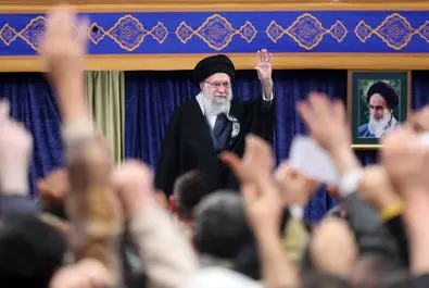 رهبر انقلاب