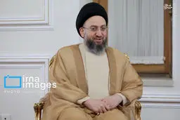 حکیم اتمام حجت کرد