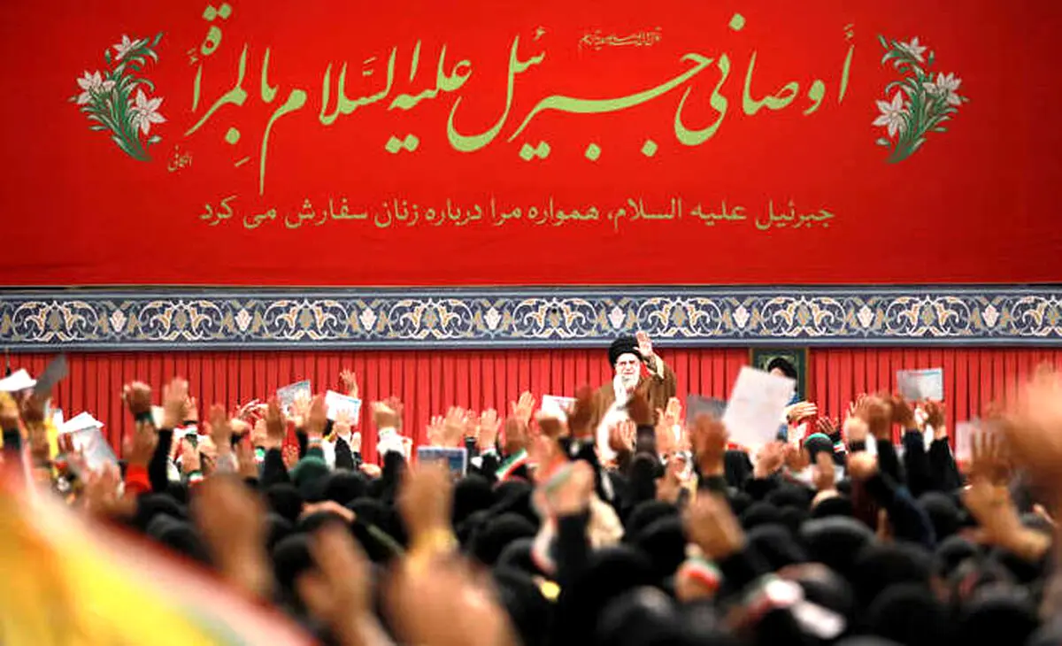  رهبر انقلاب: حضرت زهرا(س) الگوی جاودان زن مسلمان است
