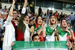 ورود زنان به ورزشگاه؛ بزودی/ طرح عجیب ضدفرهنگی سلطانی‌فر!