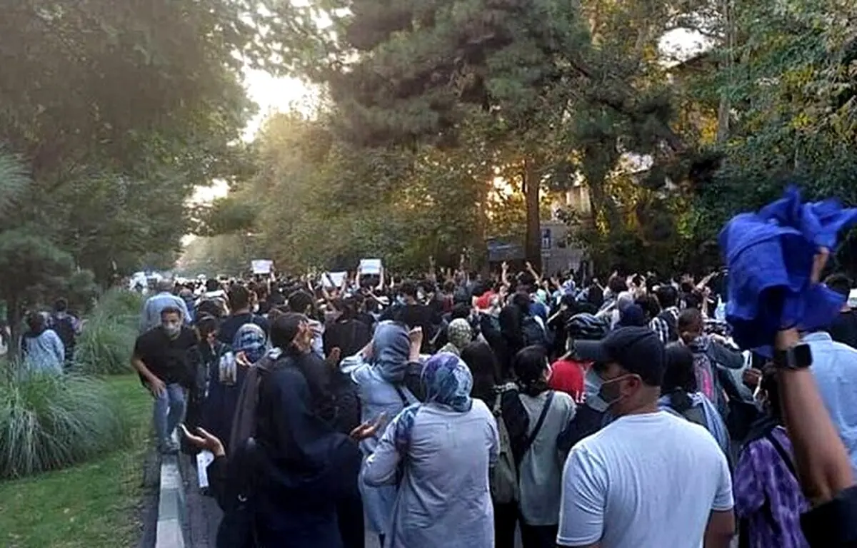 دستیار وزیر اطلاعات: سرویس‌های جاسوسی اغتشاشگران را سازماندهی می‌کردند