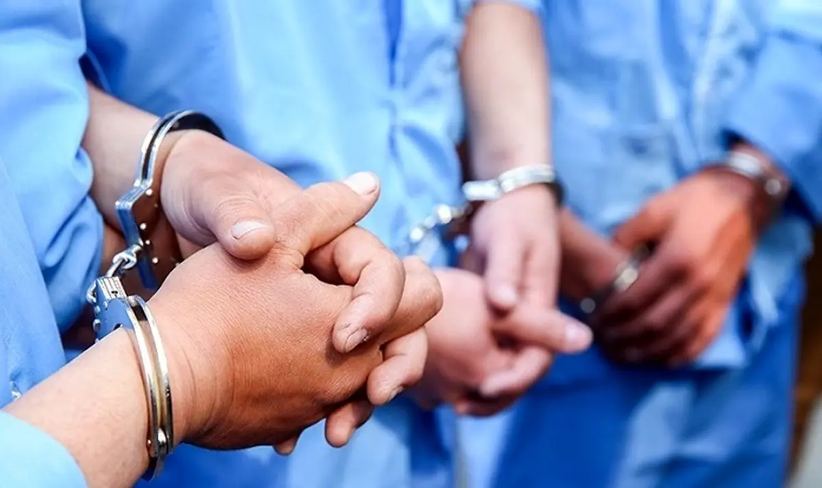 گروه معاند "هبوط ایران" متلاشی شد + جزئیات جنجالی