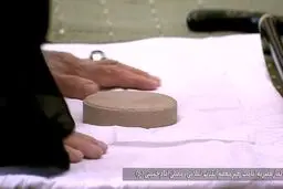 اقامه نماز رهبر انقلاب از دریچه دوربین خاص

