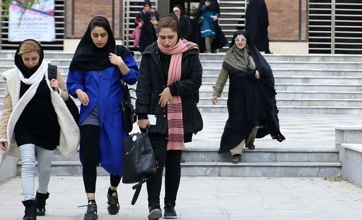 دست قانون را برای برخورد با کسانی که در موضوع حجاب گردن‌کشی می‌کنند، باز گذاشته‌ایم