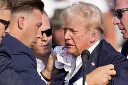 ترامپ: به خاطر دموکراسی تیر خوردم!