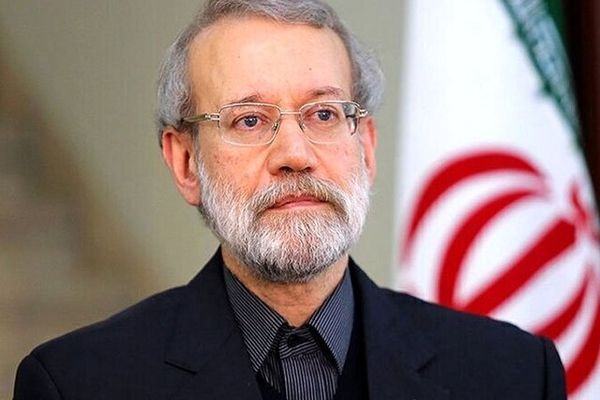 لحظه ورود و استقبال از لاریجانی در عربستان