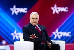 سخنان زلنسکی باعث لغو سفر فرستاده ویژه ترامپ به کی‌یف شذ
