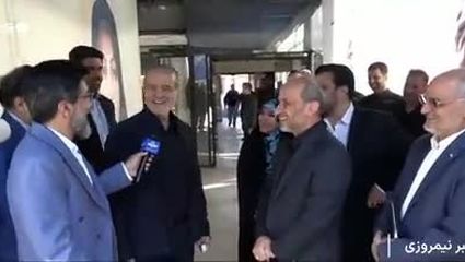  پزشکیان ما قدردان خبرنگاران هستیم