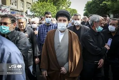  آیت الله موسوی بجنوردی