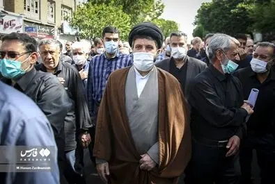  آیت الله موسوی بجنوردی