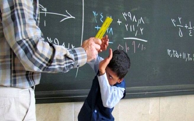 ضرب‌وشتم دانش‌آموزان توسط معلم در سنندج! + حاوی تصاویر دلخراش