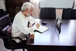 عکس سعید جلیلی با لب تاپ جنجالی