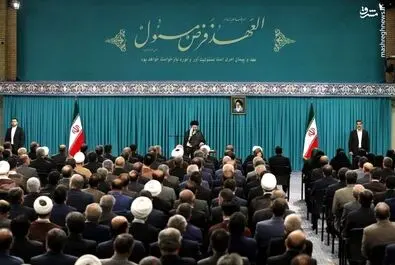 رهبر انقلاب