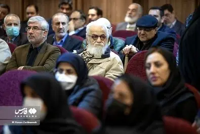 کریم مجتهدی