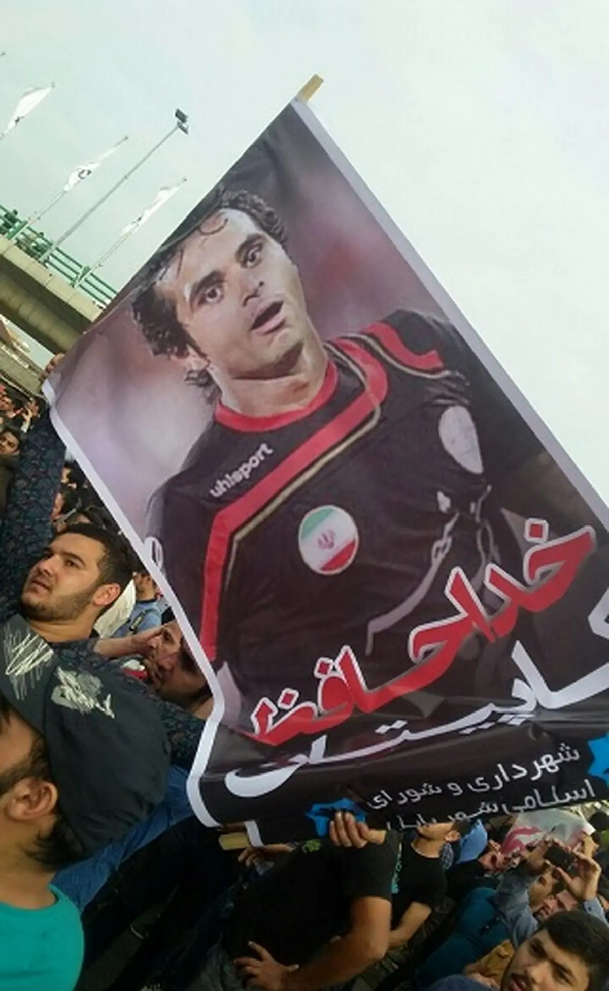 گزارش تصویری از مراسم تدفین هادی نوروزی در بابل