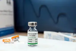 واکسیناسیون پاکبان‌ها با واکسن چینی در اراک+عکس‌ها