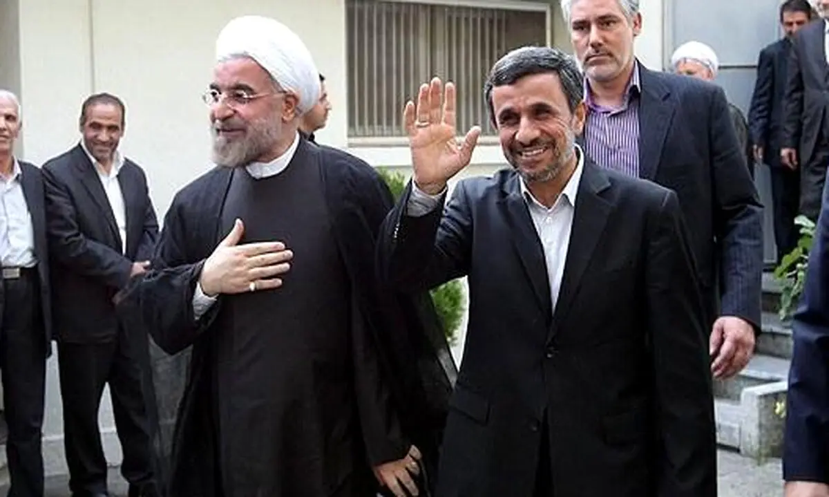 مقایسه سخنان روحانی با احمدی نژاد درباره ارز و تورم و وزرا/ احمدی نژاد: دلار 3 هزار تومانی جنگ روانی است/ روحانی: مردم ما مطمئن باشند