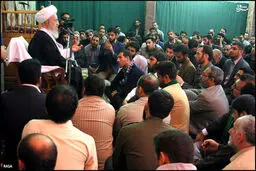 تصاویر دیدار مداحان با آیت‌الله مکارم شیرازی