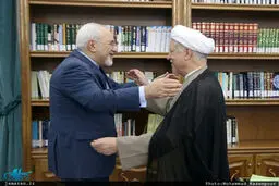 دیدار ظریف با آیت الله هاشمی رفسنجانی/تصاویر