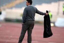 امیر شنل را به علی منصور داد (عکس)