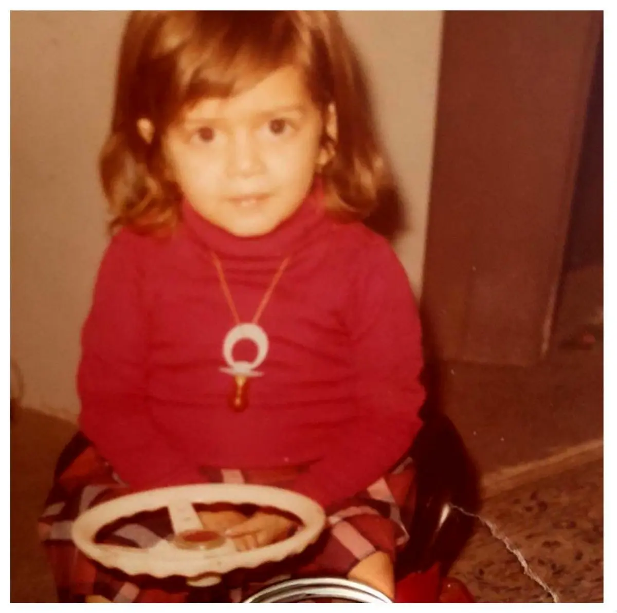 بهاره رهنما در کودکی چه شکلی بود /این عکس را ببینید