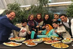 بهاره رهنما با پای شکسته در تولد سام درخشانی /عکس