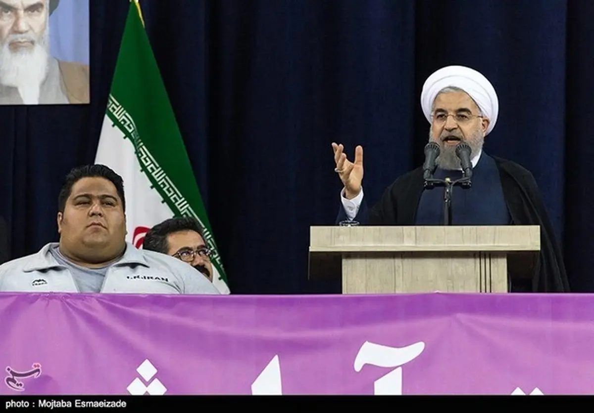 قوی ترین مرد جهان در بین حامیان روحانی/عکس