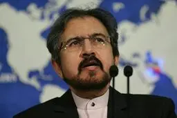 قاسمی ورود نیروهای امنیتی به حریم منزل شیخ عیسی را محکوم کرد