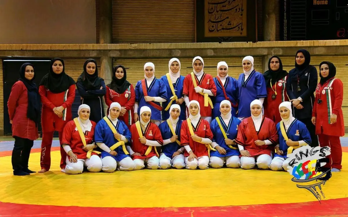عکسی از دختران کشتی گیر ایران که به بلاروس می‌روند