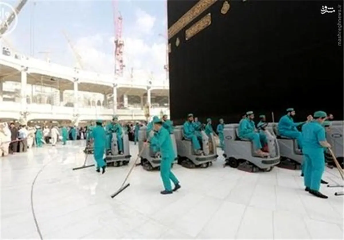مسجدالحرام چگونه نظافت می‌شود؟/عکس