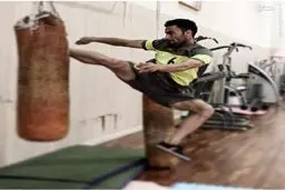 عکس/ تمرین عجیب بازیکن لیگ برتری