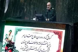 سرلشگر سلامی: وضع آمریکا بدتر از ما است / هیچ کس آرزو نمی کند شهروند آمریکایی باشد