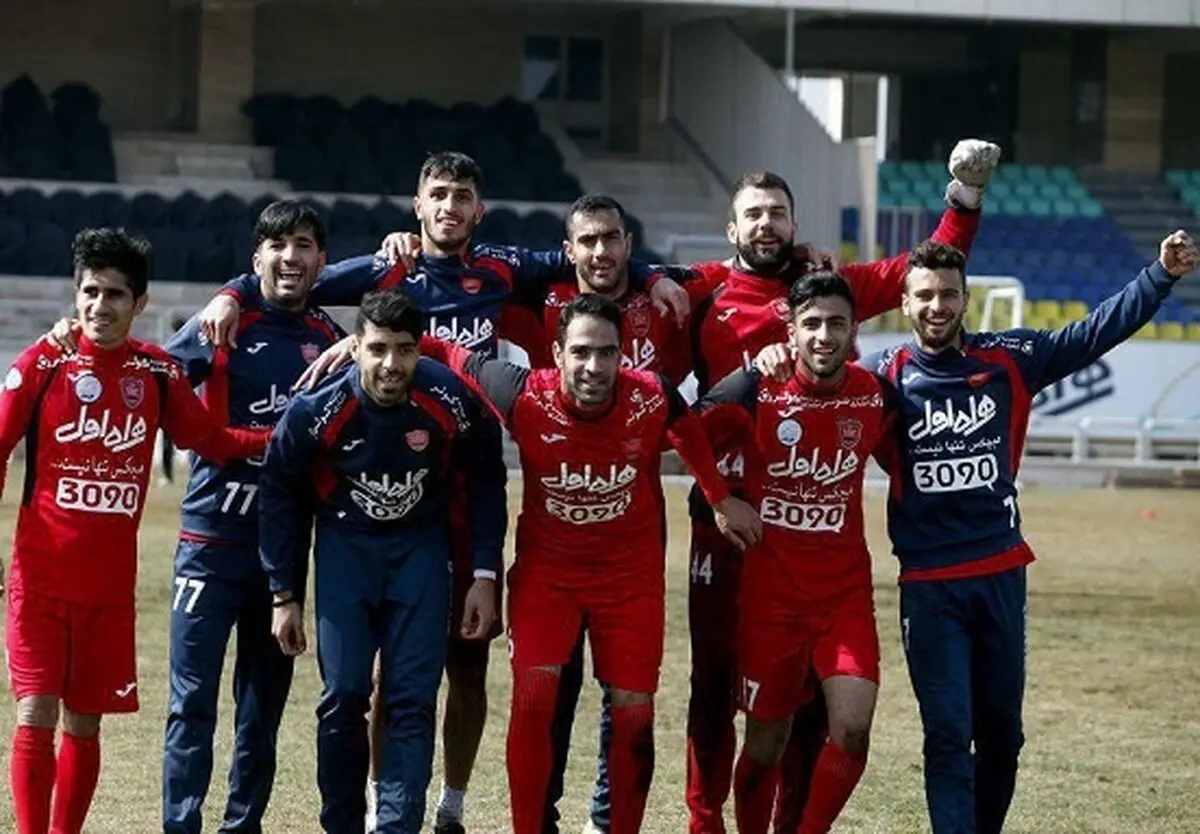 ژست فاتحانه پرسپولیسی‌ها بعد از دربی/ عکس