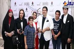 خواننده مشهور و خانواده اش در مراسم بهاره افشاری+عکس