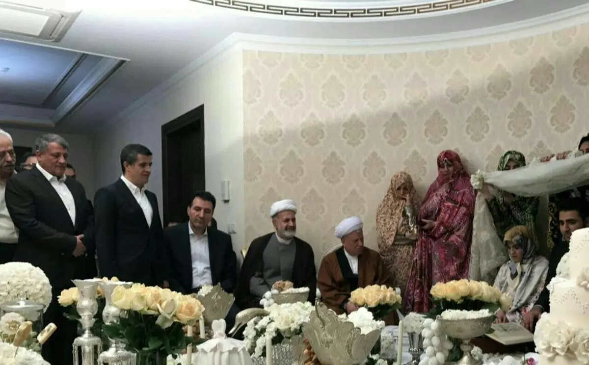 آخرین خطبه عقد آیت الله هاشمی در مراسم عقد دختر یاسر هاشمی/عکس