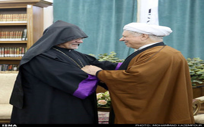 دیدار اسقف اعظم ارامنه تهران با هاشمی رفسنجانی/تصاویر