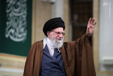 رهبر انقلاب