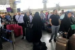 اعتراض زائران اربعین به تاخیر ۶ ساعته پرواز تهران - نجف