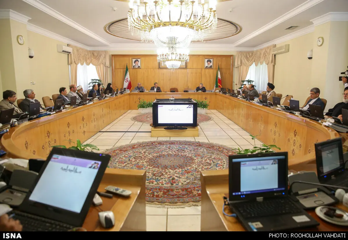 صندلی خالی روحانی در جلسه هیات دولت/ عکس