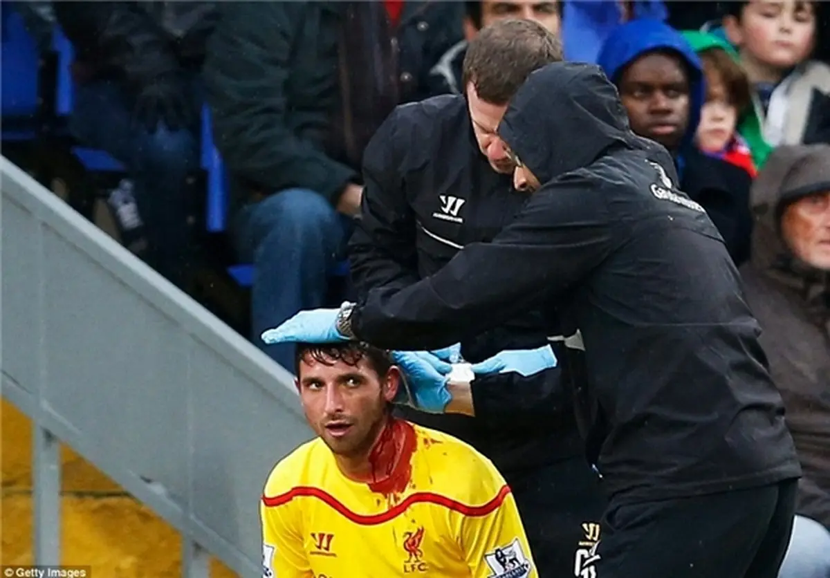 خونریزی شدید بازیکن لیگ برتری+عکس