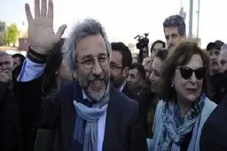 حکم سنگین دادگاه برای روزنامه‌نگار افشاگر ! + عکس و جزئیات