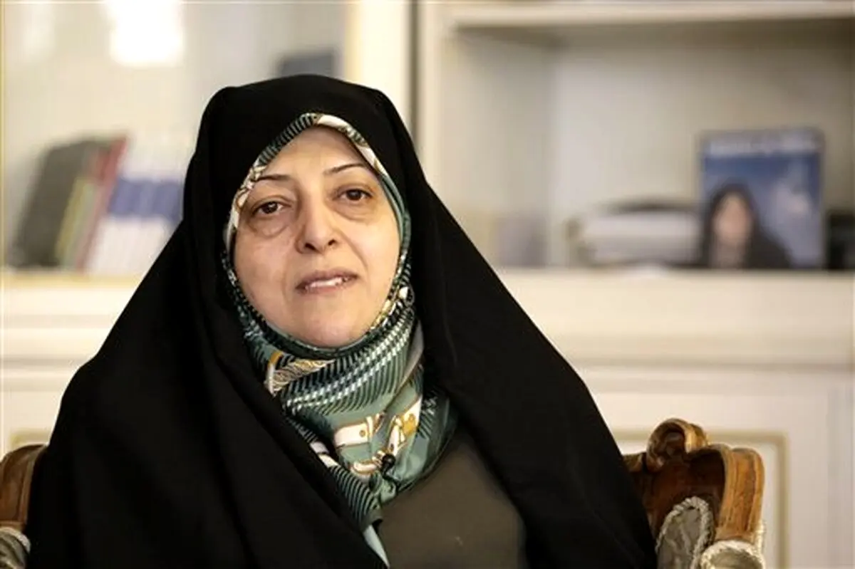 ابتکار: روحانی به توانایی و مدیریت زنان اعتماد دارد/توفیق آشپزی را ندارم،آقایان اگر دستشان برسد باید آشپزی کنند