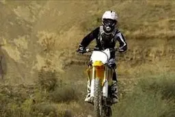 بهاره فرجادی: برای موتورسواری در پیست آرام و قرار ندارم