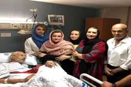 عيادت هنرمندان از جمشيد مشايخى/عکس