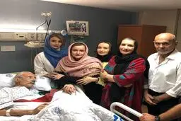 عيادت هنرمندان از جمشيد مشايخى/عکس