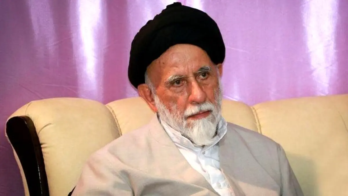 ناصر قوامی: روحانی خودش به خرید برود تا دریابد مردم در چه وضعیتی زندگی می‌کنند/ از اول هم از روحانی حمایت نکردم/صرف وجود کالا کافی نیست ، مردم بايد قدرت خرید داشته باشند
