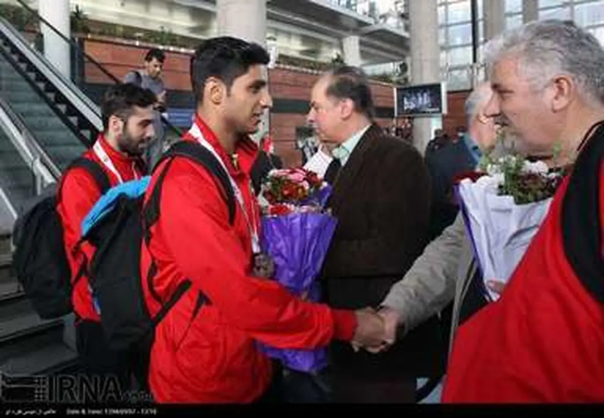 ورود تیم ملی هندبال به تهران/تصاویر