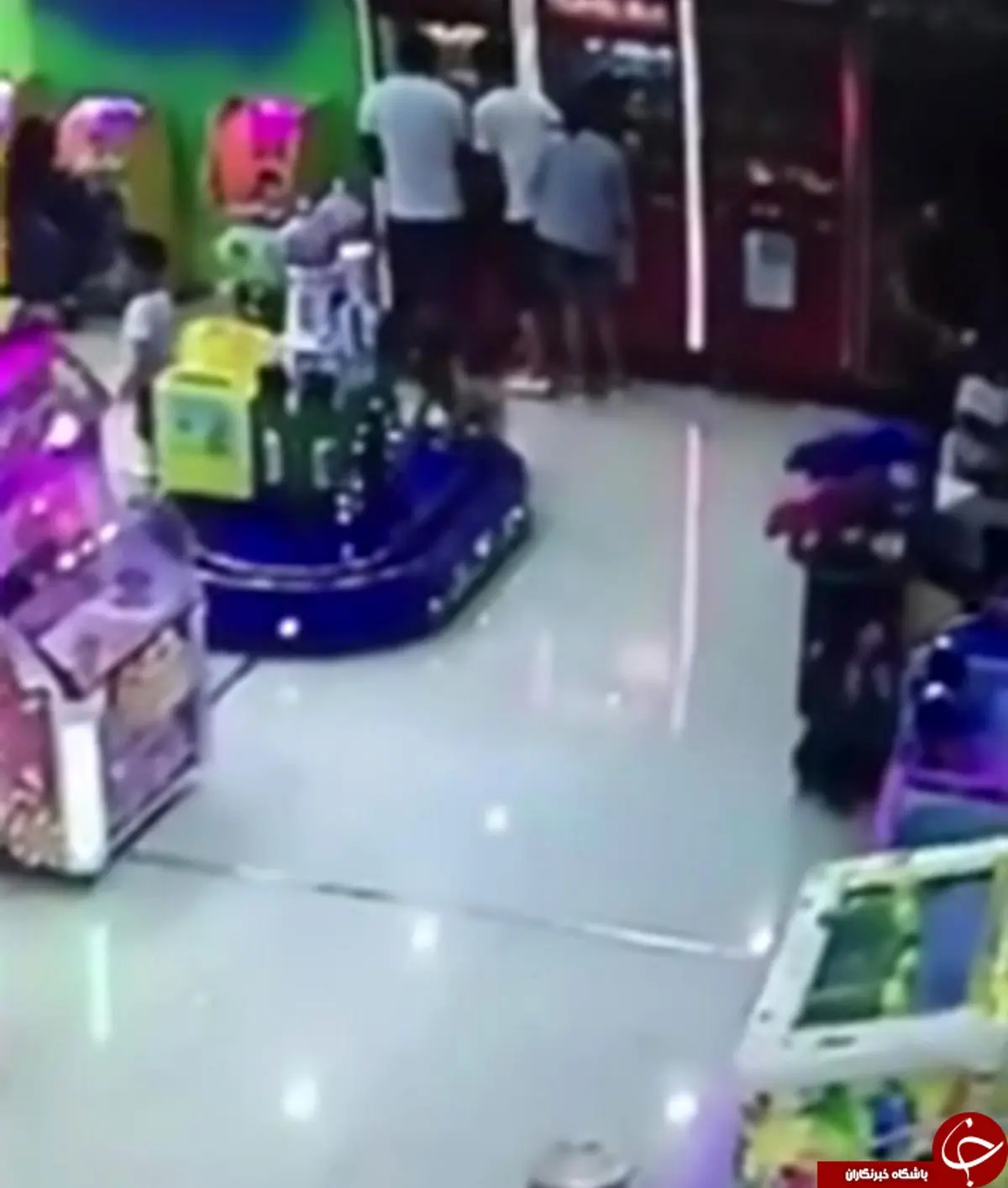 لحظه وحشتناک مرگ کودک 1 ساله در اثر سهل انگاری مادرش + تصاویر