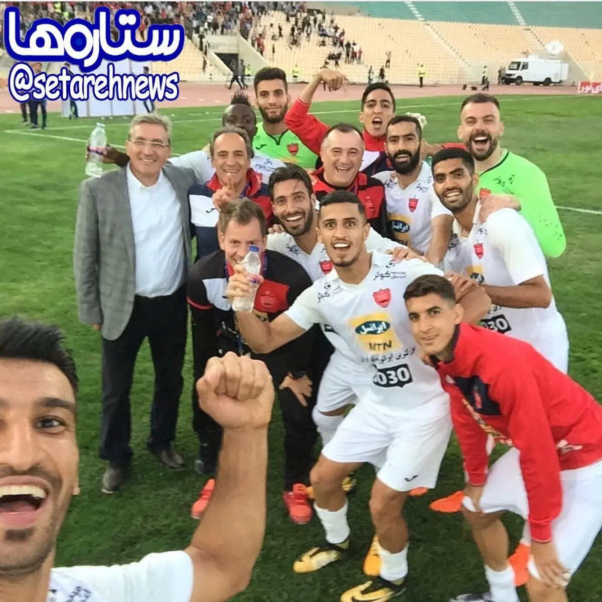 سلفی پرسپولیسی‌ها پس از برتری مقابل سایپا/عکس